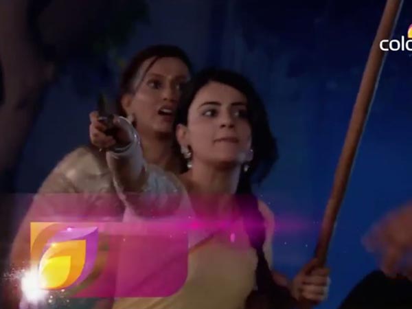 Ishaani Saves Shikar's Mom