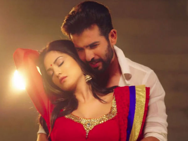 Surabhi R @surabhiii