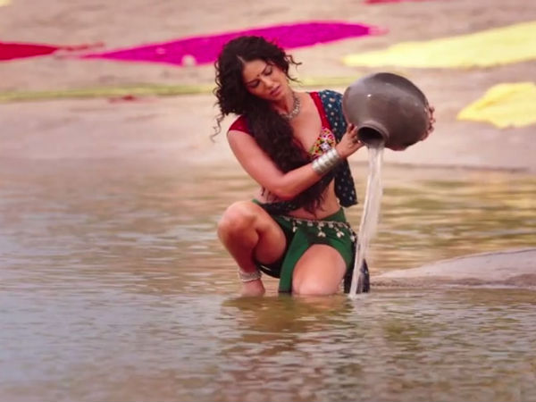 Priya Gupta ‏@priyaguptatimes 