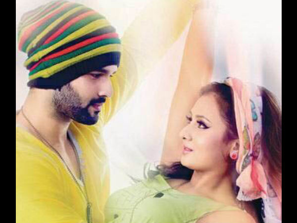 Maduveya Mamatheya Kareyole