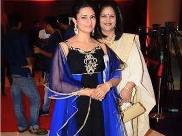 Divyanka With Her Mother