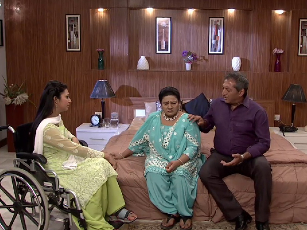 Toshi, Ishita Worried