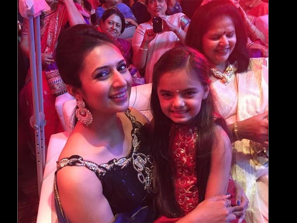 Ruhi And Divyanka 