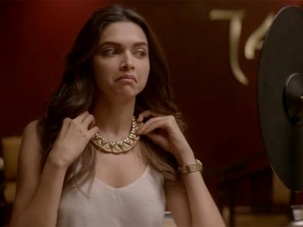 Deepika At The Store