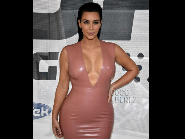 Kim Kardashian West Flaunts Her Baby Bump, See 1st Pic