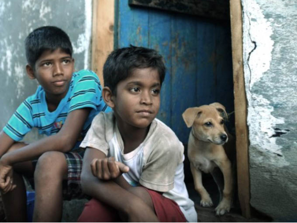 Ramesh ‏@rameshlaus 