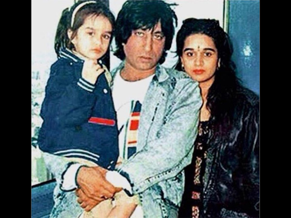 Shraddha With parents