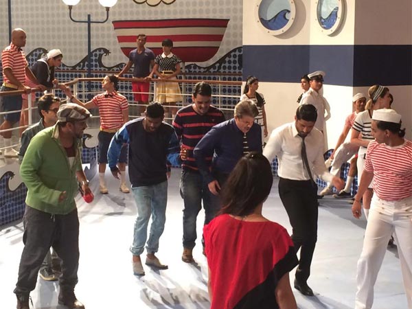 Ab-hi-ji-th 3.14159 ‏@BuzzO_Off