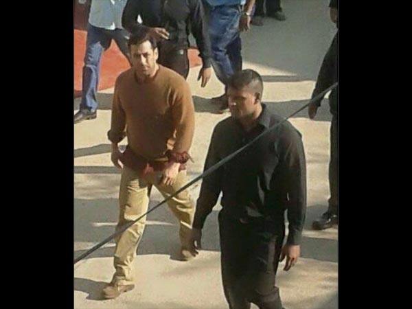 Salman Khan In Kashmir Salman Khan In Kashmir