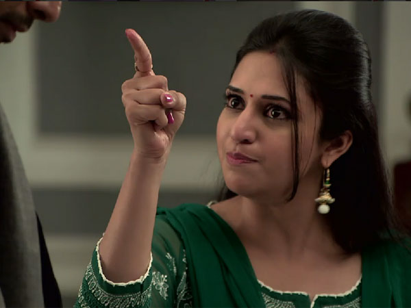 Ishita Warns Jhakad Ishita Warns Jhakad