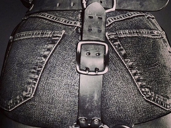 Kendall Jenner Wears Leather Harness In A Racy Butt Pic Kendall Jenner Wears Leather Harness In A Racy Butt Pic