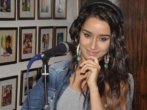 Shraddha Kapoor ( Bezubaan)