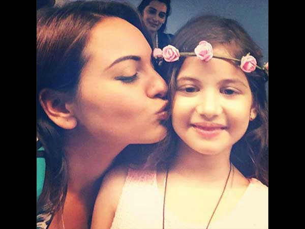 Sonakshi Kissing Cute Harshaali