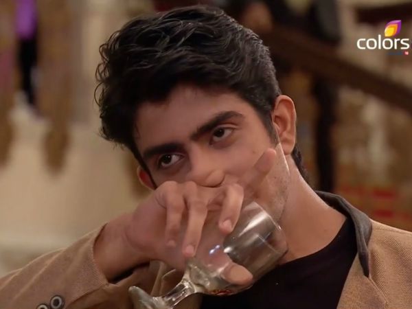 A Man At Party Misbehaves With Ishaani