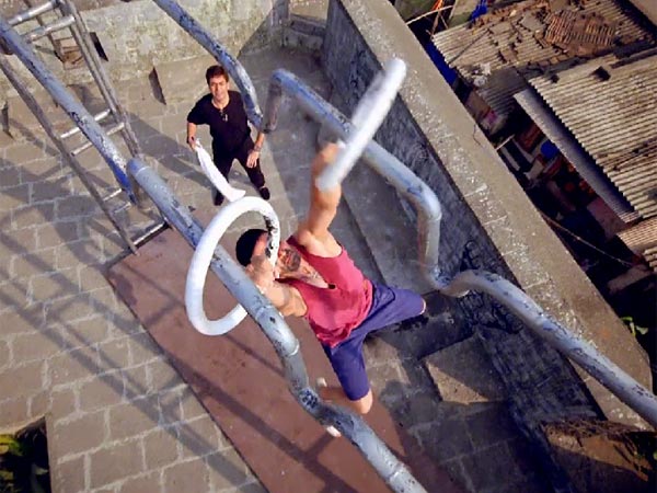 Kamaal R Khan-KRK ‏@kamaalrkhan