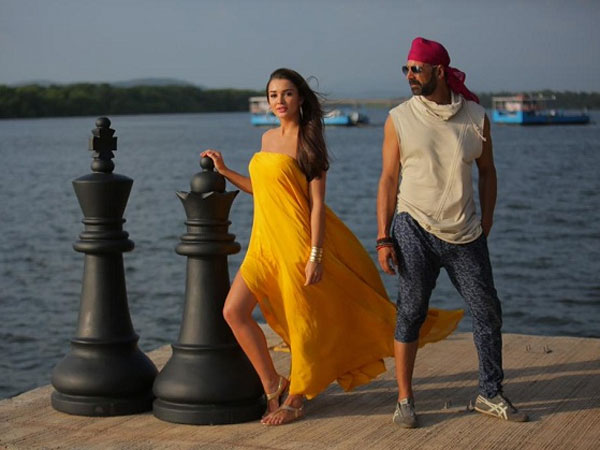 Still From Singh Is Bliing