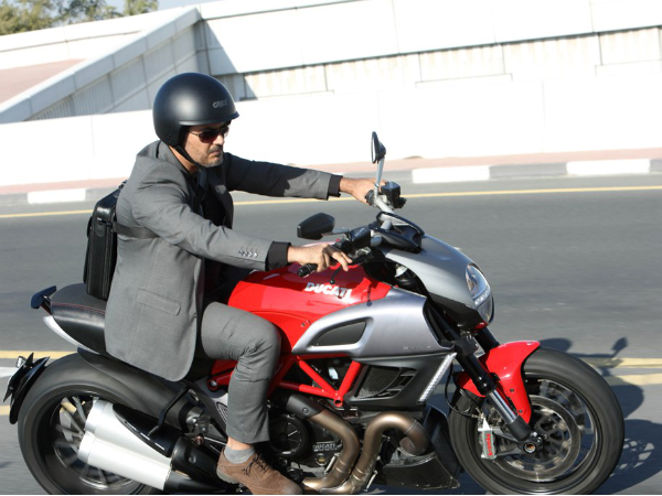 When Ajith Gave Away His Own Helmet When Ajith Gave Away His Own Helmet