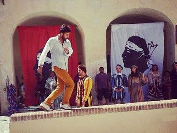 Ranbir Kapoor Enacting A Scene From The Movie Tamasha