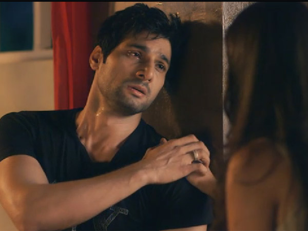 Arjun Asks Radhika To Stay