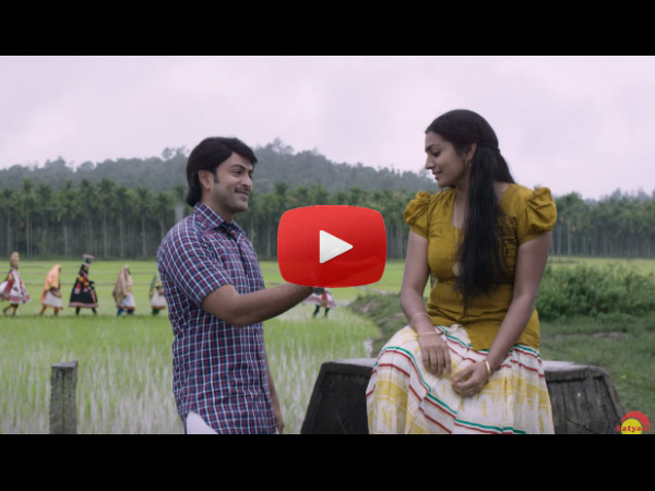 Ennu Ninte Moideen First Song Review: Romance At Its Best!