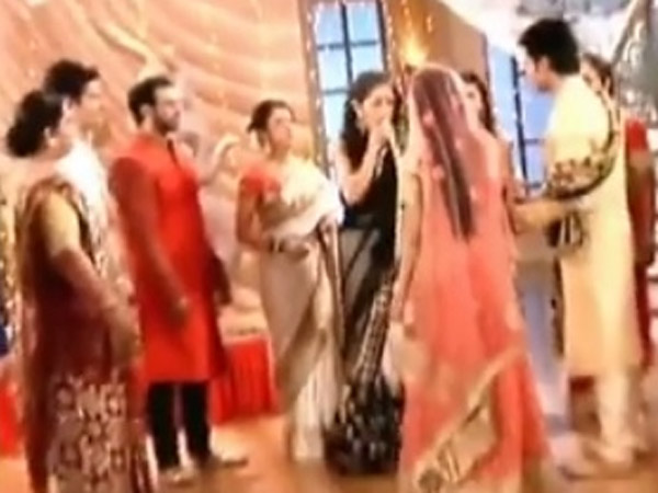 Meers Swallows Ring!