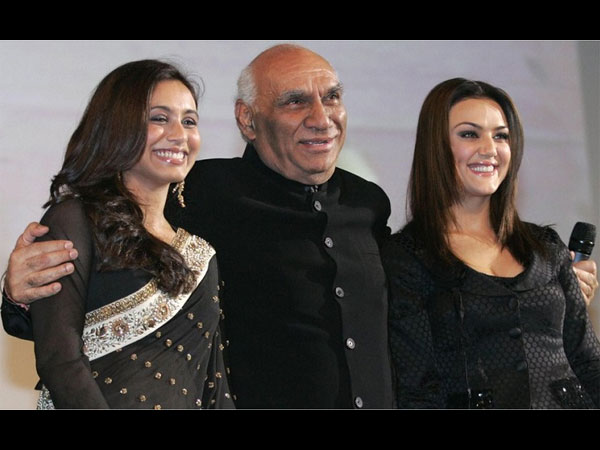 Rani Mukherjee With Her Father In Law