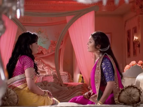 Gayatri Decides To Talk 