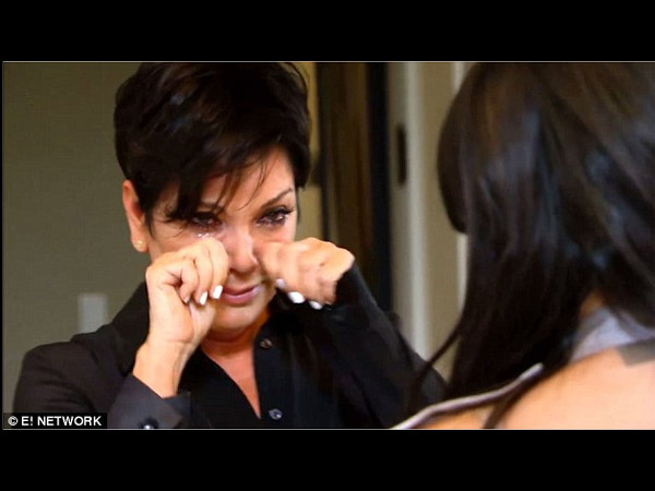 KUWTK: Kris' Sex Life, Kourtney Cries After Scott's Cheating Scandal, Kim Pissed With Khloe