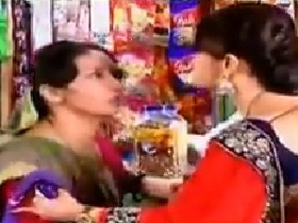 Gopi Meets Dharam's First Wife