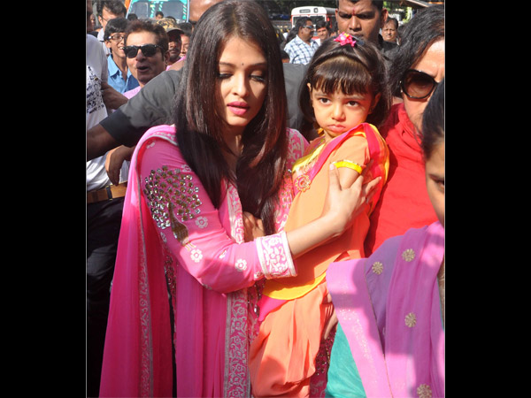 Aish-Aaradhya Aish-Aaradhya