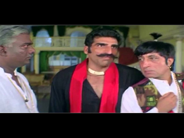 Gunda And His Funny Aides