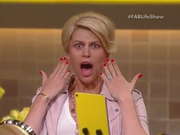 FABulous: Tyra Banks & Chrissy Teigen Go Makeup Free on FABLife