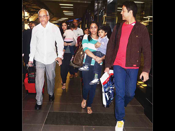 Aish's Family Aish's Family