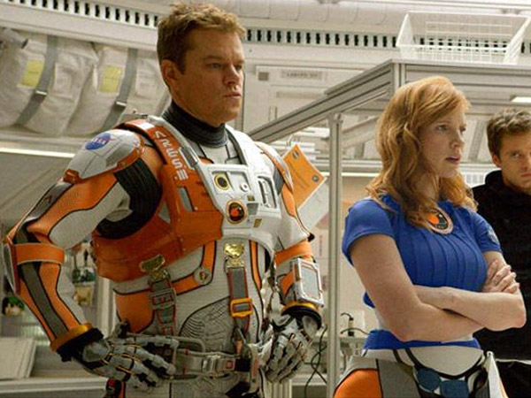 Will Matt Damon's 'The Martian' Beat Hit Space Themed Releases & Rule Box Office?