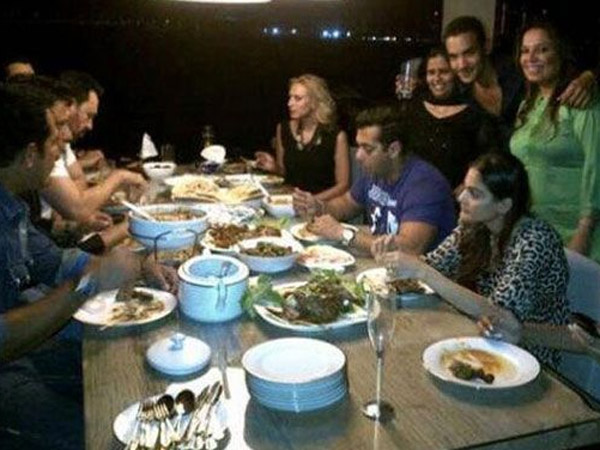 Family Dinner Family Dinner