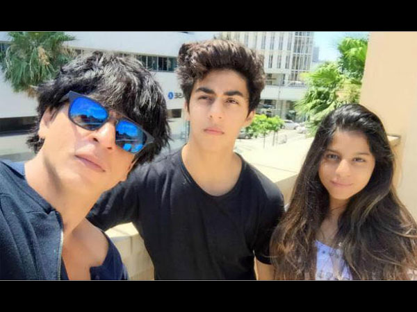 Rocking Selfie Rocking Selfie