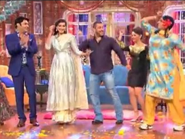 Salman-Sonam On CNWK