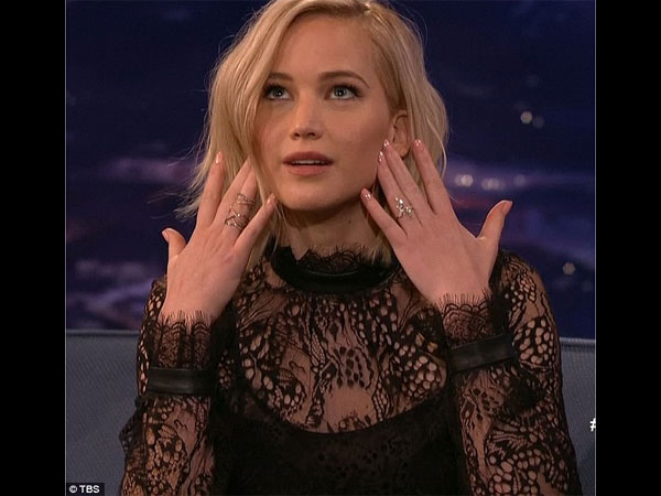 JLaw Was Too Psyched To Sleep: Dislocated Her Toe JLaw Was Too Psyched To Sleep: Dislocated Her Toe