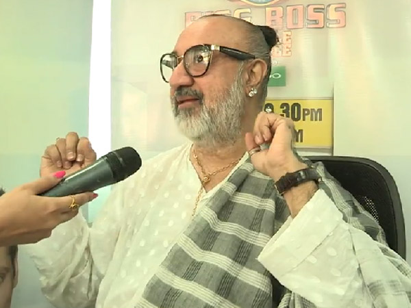 Kanwaljeet’s Views On Rimi Sen Kanwaljeet’s Views On Rimi Sen