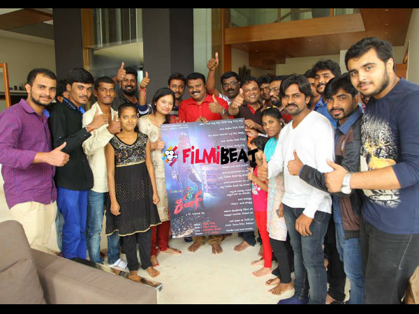 Happy Moment Happy Moment