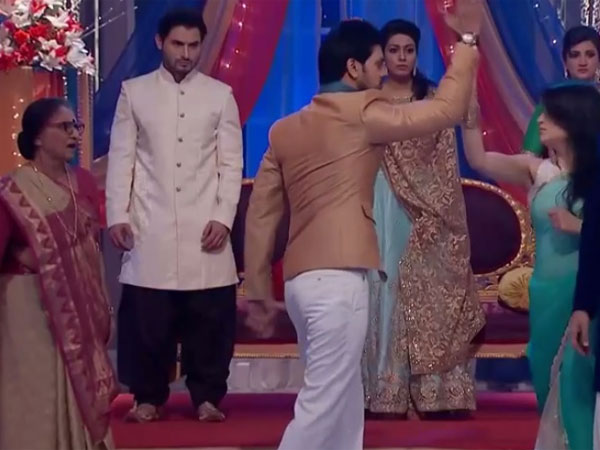 Ishaani Stops Sharman-Milan Fight