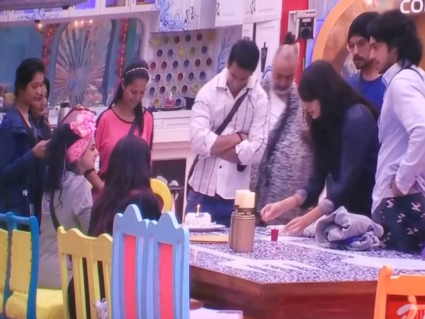 Rochelle-Prince Birthday Cakes Rochelle-Prince Birthday Cakes