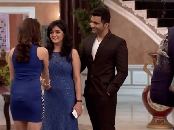 Nikhil Introduces Tanu’s Friend As His GF!