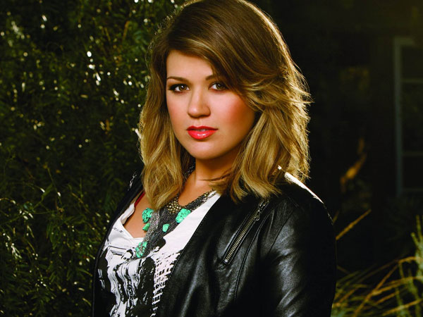 Kelly Clarkson Kelly Clarkson