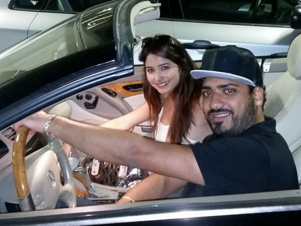 Kumkum Bhagya’s Tanu Aka Leena Jumani Engaged! Kumkum Bhagya’s Tanu Aka Leena Jumani Engaged!