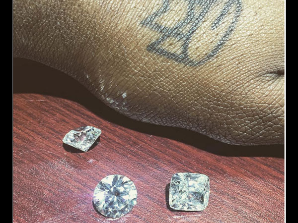 Are Nicki Minaj & Meek Mill Engaged? Did She Say Yes? 