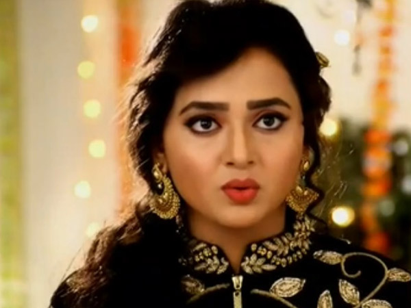 Tejaswi Waited For Answer!