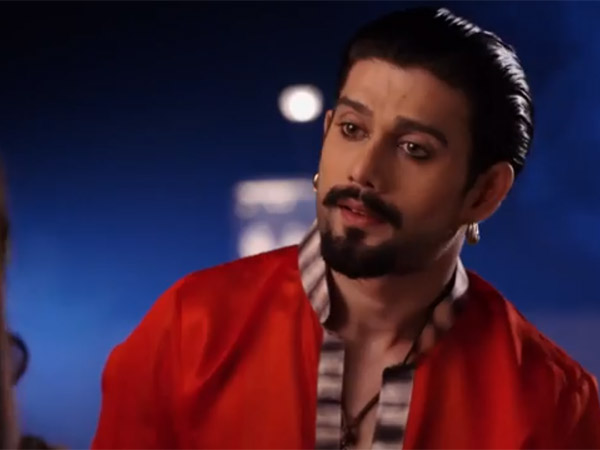 Avadesh Leaves The Palace Avadesh Leaves The Palace