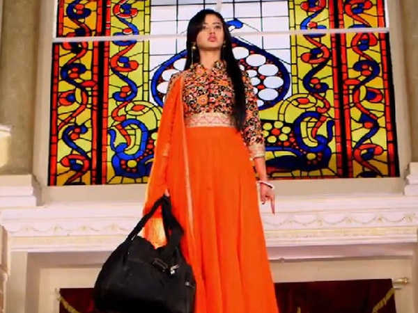 Swara Promises To Be Back