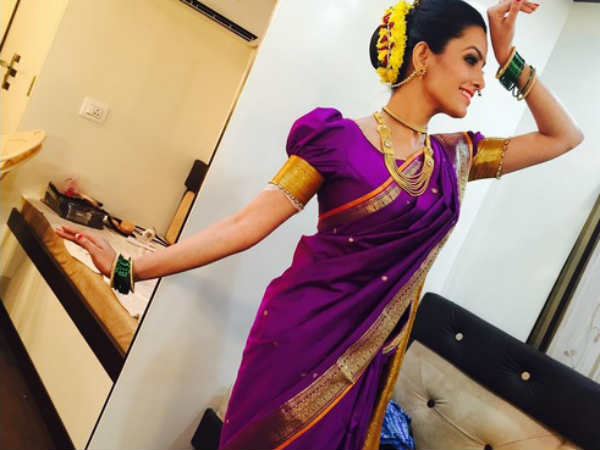 Yeh Hai Mohabbatein’s Divyanka Tripathi & Anita Hassanandani Perform For ‘Pinga’